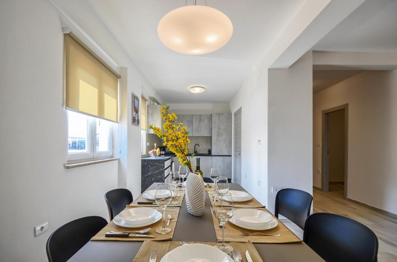 Macuka- New And Luxury, Near