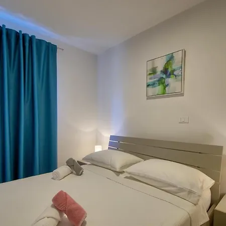 Apartments Macuka- New And Luxury, Near Beach Banjole Exterior photo