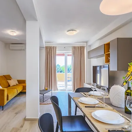Apartments Macuka- New And Luxury, Near Beach Banjole Exterior photo