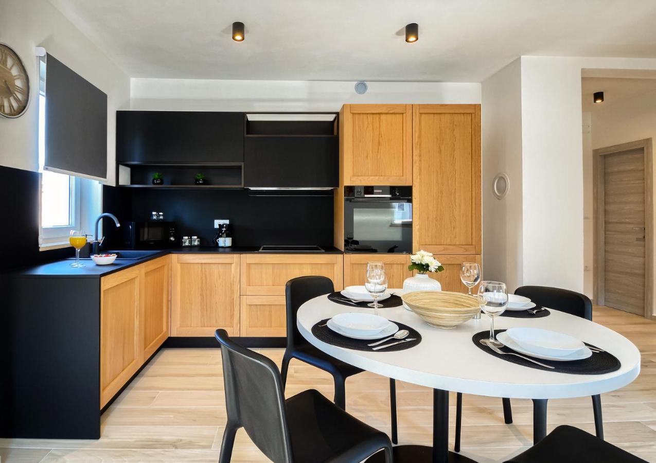 Macuka- New And Luxury, Near Beach Apartment *